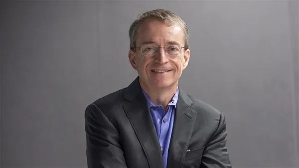 前英特尔CEO：苹果不可能将制造业带回美国 需要几十年沉淀