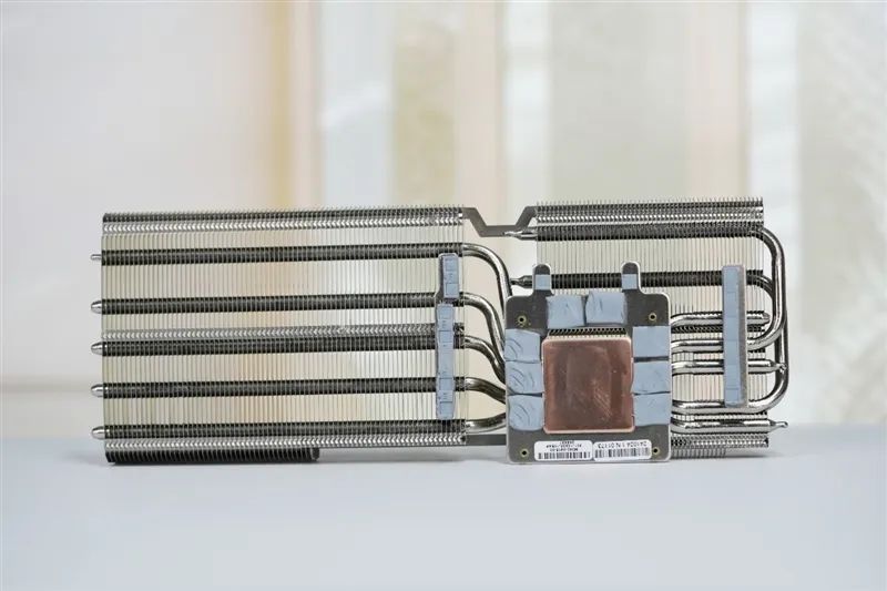 HD4850神迹重现！AMD RX 9070 XT/RX 9070首发评测：性能持平RTX 5070 Ti 但便宜2000元