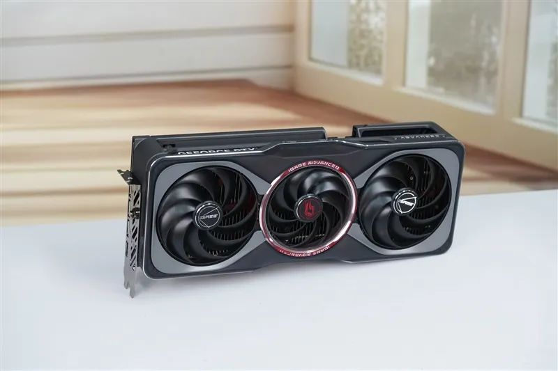 《刺客信条：影》4K全高画质流畅运行！七彩虹iGame RTX 5070 Advanced OC评测：超频后轻松碾压RTX 4070 Ti SUPER